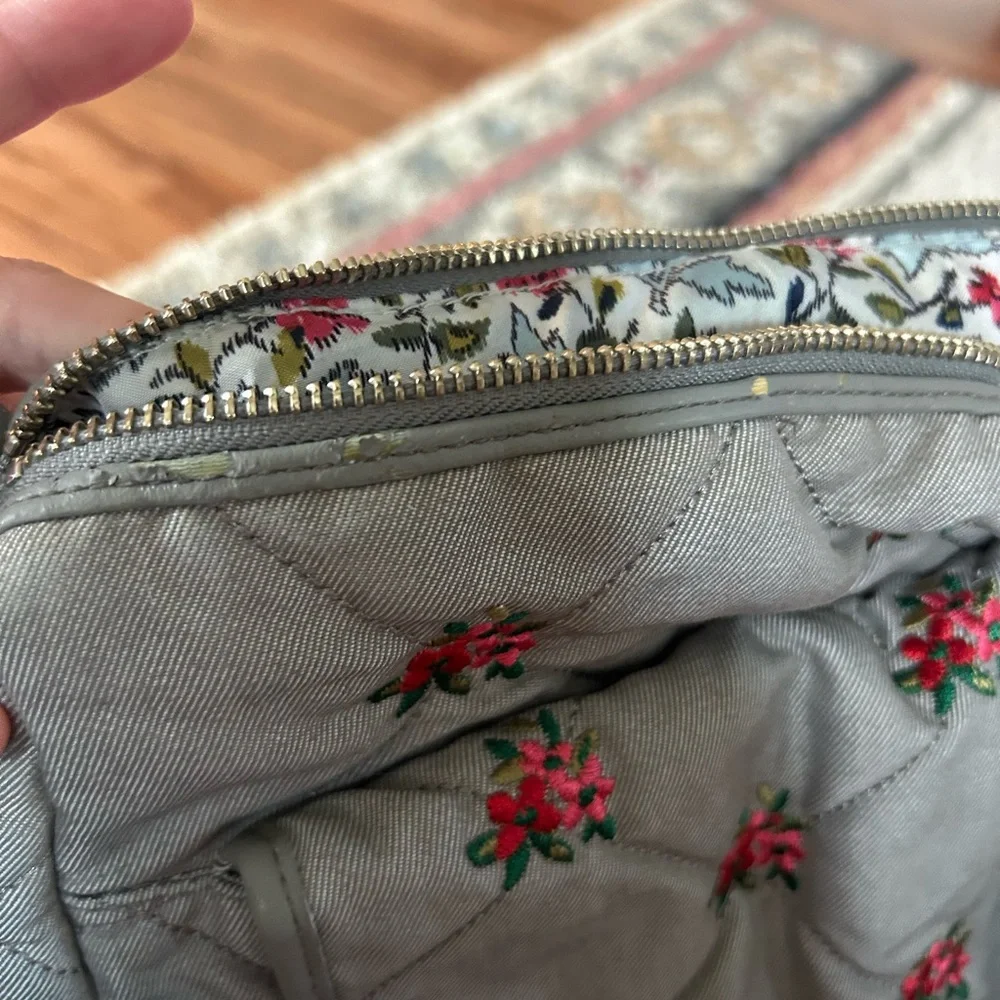 Vera Bradley Quilted Crossbody Bag with Floral Embroidery - Picture 3 of 4